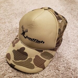 Badfish Stand Up Paddle camo trucker hat